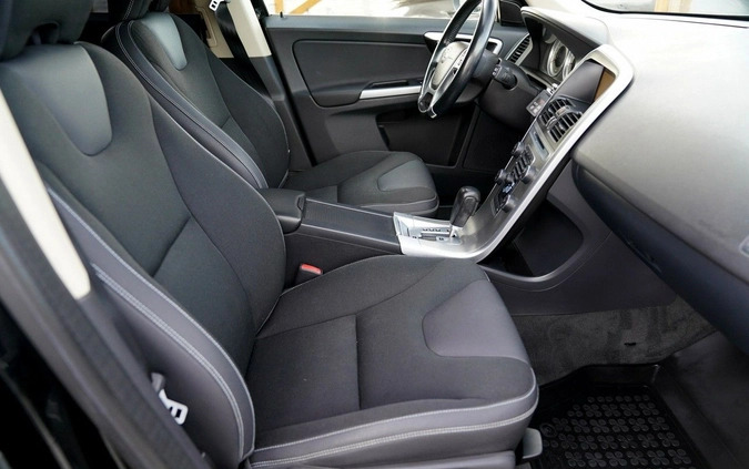 Volvo XC 60 cena 45700 przebieg: 219854, rok produkcji 2012 z Otmuchów małe 529